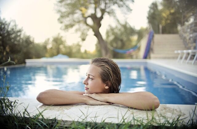 The Value of Uniqueness: Benefits of Choosing Custom Pool Ideas for Your Property